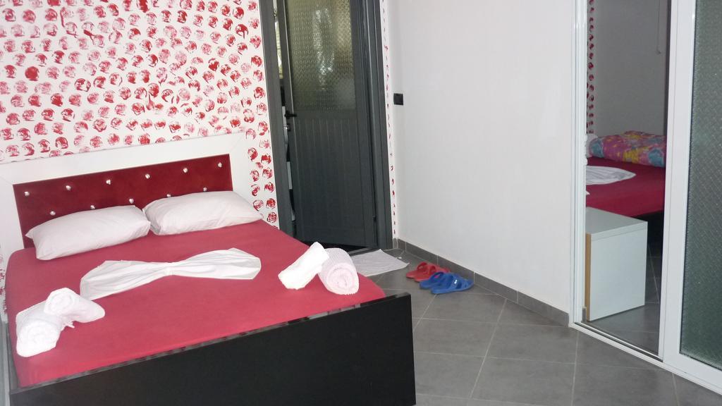 Hotel Ilio Ksamil Ngoại thất bức ảnh